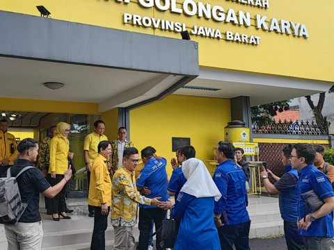 Golkar Jabar dan Demokrat Jabar saat bertemu di Kantor DPD Golkar Jabar pada Kamis (16/5).   Foto: Dok. Istimewa