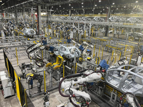 Suasana pabrik VinFast di Hai Phong, Vietnam. Foto: Fitra Andrianto/kumparan