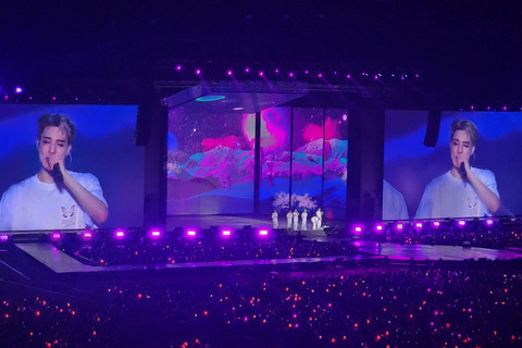  Suasana konser The Dream Show 3 NCT Dream yang digelar di SUGBK, Sabtu (18/5/2024). Foto: Ela Nurlaela/kumparan