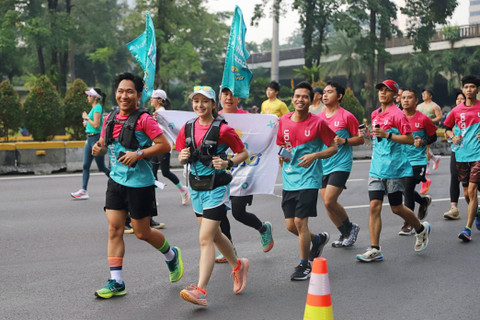 Kegiatan Fun Run teman kumparan Running Club di Jakarta, Minggu (19/5/2024).   Foto: Iqbal Firdaus/kumparan