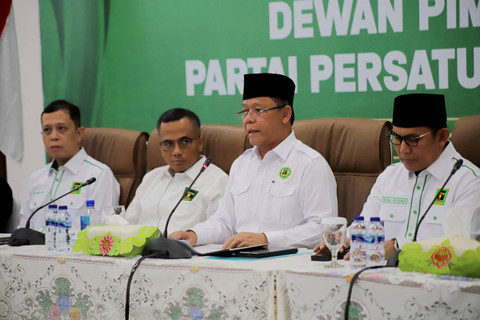 Plt Ketua Umum Partai Persatuan Pembangunan (PPP) Muhammad Mardiono pada konferensi pers Menanggapi sikap Mahkamah Konstitusi terkait gugatan PHPU PPP di Kantor DPP PPP, Jakarta, Rabu (22/5/2024). Foto: Jamal Ramadhan/kumparan