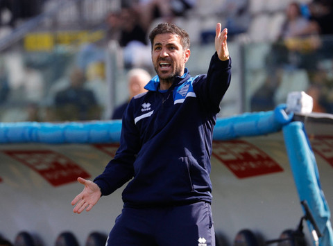 Asisten pelatih Como Cesc Fabregas di Stadion Alberto Braglia, Modena, Italia (10/5/2024). Foto: Matteo Gribaudi/REUTERS