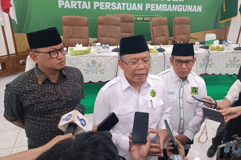 Plt. Ketua Umum PPP, Muhamad Mardiono saat diwawancarai wartawan di DPP PPP, Jakarta Pusat, Rabu (22/5/2024). Foto: Fadlan Nuril Fahmi/kumparan