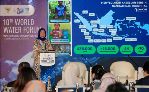 VP General Secretary Danone Indonesia Vera Galuh Sugijanto menjadi pembicara dalam sesi High Level Panel World Water Forum 2024 di Bali. Foto: Dok. Istimewa