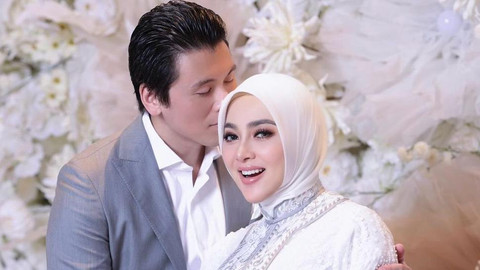 Syahrini hamil anak pertama. Foto: Instagram/@princessyahrini.