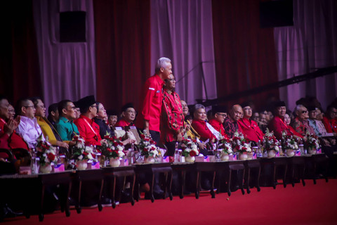 Ganjar Pranowo dan Mahfud MD hadiri Rakernas V PDIP di Beach City International Stadium Ancol, Jakarta, Jumat (24/5/2024). Foto: Jamal Ramadhan/kumparan