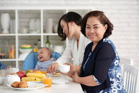 Ilustrasi makanan yang mudah dikonsumsi para orang dewasa dan lansia. Foto: Shutterstock