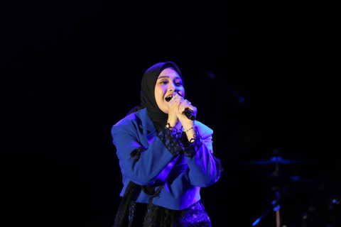 Salma Salsabil menghibur penonton saat konser Java Jazz Festival 2024 di JI-Expo Kemayoran, Jakarta, Jumat (24/5/2024). Foto: Dicky Adam Sidiq/kumparan