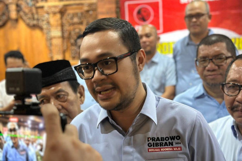 Jajaran DPD Partai Golkar Jatim berkunjung ke Kantor DPD Partai Gerindra Jatim. Foto: Dok. Golkar Jatim