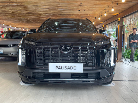 PT Hyundai Motors Indonesia (HMID) hadirkan varian terbaru Hyundai Palisade XRT di Jakarta. Foto: Sena Pratama/kumparan