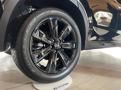 PT Hyundai Motors Indonesia (HMID) hadirkan varian terbaru Hyundai Palisade XRT di Jakarta. Foto: Sena Pratama/kumparan