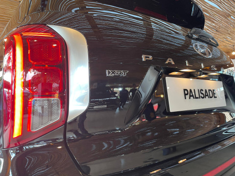 PT Hyundai Motors Indonesia (HMID) hadirkan varian terbaru Hyundai Palisade XRT di Jakarta. Foto: Sena Pratama/kumparan