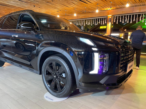 PT Hyundai Motors Indonesia (HMID) hadirkan varian terbaru Hyundai Palisade XRT di Jakarta. Foto: Sena Pratama/kumparan