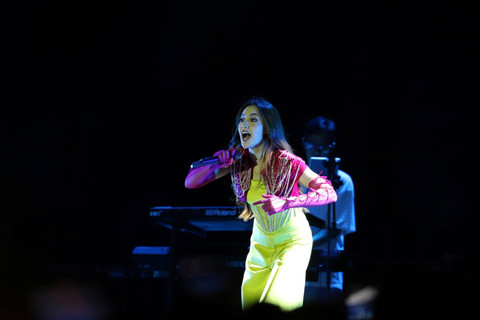 Mahalini menghibur penonton saat konser BNI Java Jazz Festival 2024 di JIExpo Kemayoran, Jakarta, sabtu (25/5/2024). Foto: Dicky Adam Sidiq/kumparan
