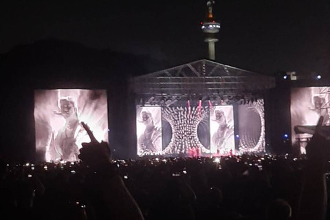 Konser Avenged Sevenfold di Stadion Madya GBK Senayan, Jakarta, Sabtu (25/5/2024). Foto: Vincentius Mario/kumparan