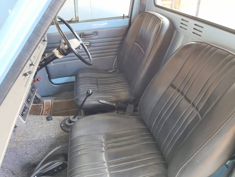 Datsun B120 tahun 1972 yang dikonversi jadi mobil listrik oleh Studio Motor. Foto: Fitra Andrianto/kumparan