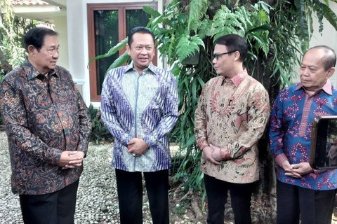 Pimpinan MPR bertemu Presiden ke-6 RI Susilo Bambang Yudhoyono (SBY) di kediaman SBY di Cikeas, Jawa Barat, Senin (28/5/2024). Foto: Fauzi Lamboka/ANTARA