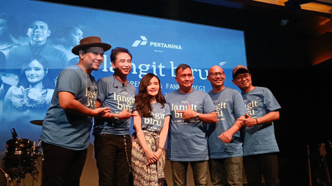 Konferensi pers perilisan lagu Langit Biru, Padi Reborn dan Fanny Soegi, Plaza Senayan, Jakarta Pusat, Jumat (31/5/2024). Foto: Giovanni/kumparan