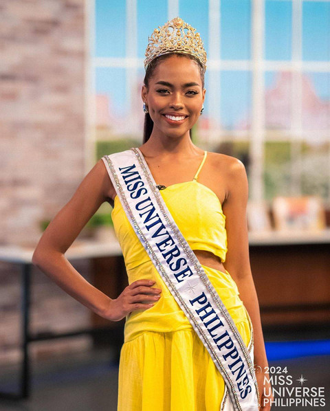 Fakta-fakta Chelsea Manalo, Pemenang Miss Universe Filipina 2024. Foto: Instagram @manalochelsea