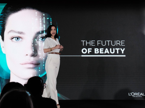 Blanca Juti, Chief Corporate Affair and Engagement Officer pada acara Press Conference L'Oreal di ajang Vivatech, Paris 22 Mei 2024. Foto: Dok. L'Oreal International