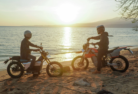 Motor listrik SMEV EM1 dan EMT buatan Donny Ariyanto dari Studio Motor, Ciputat, Tangerang Selatan saat dijajal sampai Flores. Foto: SMEV