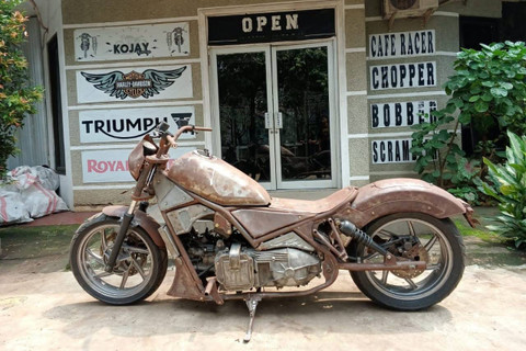 Motor custom dari bahan Yamaha XMAX bikinan Kojay Garage. Foto: Dok. Kojay Garage