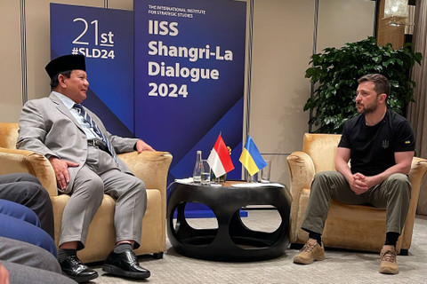 Menhan Prabowo Subianto temui Presiden Ukraina Volodymyr Zelensky di Singapura, Sabtu (1/6/2024). Foto: Dok. Istimewa