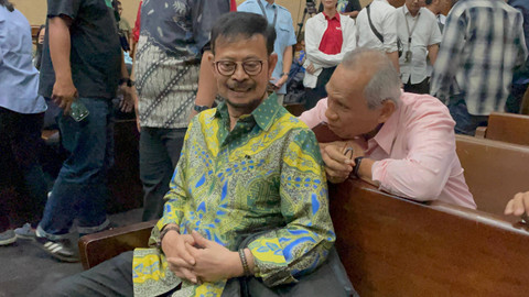 Eks Menteri Pertanian (Mentan) Syahrul Yasin Limpo (SYL) tiba di ruang sidang Pengadilan Tipikor, Jakarta Pusat, Senin (3/6/2024). Foto: Fadhil Pramudya/kumparan