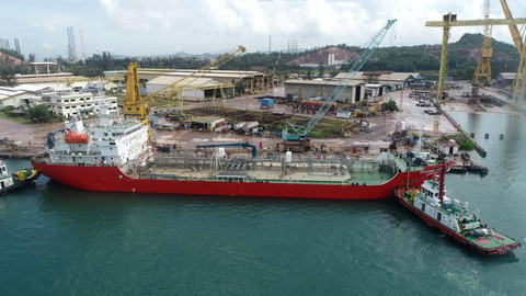 PT Pertamina International Shipping (PIS) mendapatkan kontrak kerja sama kapal Transko Yudhistira dan menambah rute pelayaran baru tujuan Mauritius dan Togo.  Foto: Dok. PIS