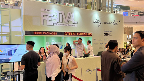 Booth yang menawarkan paket kamar hotel-hotel Ascott Foto: Gitario Vista Inasis/kumparan