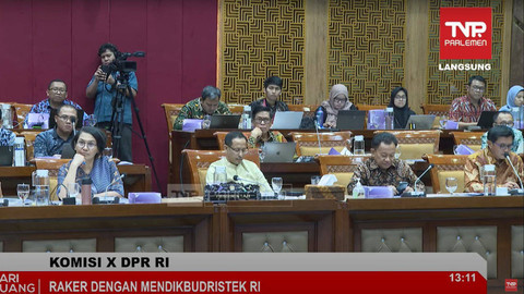 Komisi X DPR RI Raker dengan Kemendikbudristek RI Foto: Dok. Tangkapan Layar Youtube TVR Parlemen