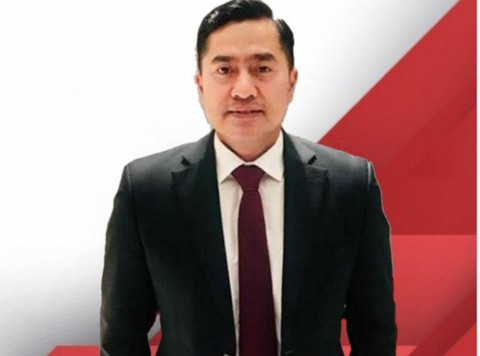 Yusuf Permana, Deputi Protokol Sekretariat Presiden Foto: Instagram/@Indonesiainsf