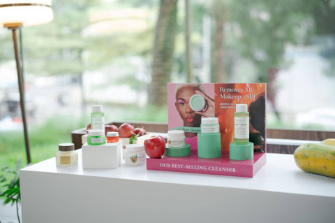 Brand skin care asal AS Farmacy resmi dirilis di Indonesia, di Ashta District 8 Jakarta, pada Senin (3/6/2024). Foto: Dok. LuxAsia