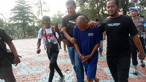 Guru SD di Desa Karangmukti Kecamatan Cipeundeuy cabuli 5 siswa saat mengajar di Kelas. Foto: Dok. kumparan