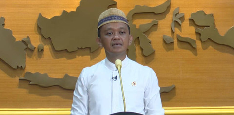 Menteri Investasi/Kepala BKPM Bahlil Lahadalia saat konferensi pers soal izin kelola tambang untuk Ormas Keagamaan. Foto: Dok: Tangkapan layar YouTube Kementerian Investasi