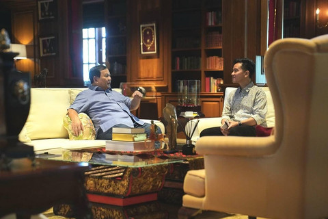 Presiden terpilih periode 2024-2029 Prabowo Subianto bersama Wakil Presiden terpilih GIbran Rakabuming Raka, bertemu di Padepokan Garudayaksa, Sabtu (8/6/2024). Foto: Instagram/@prabowo