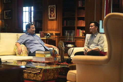 Presiden terpilih periode 2024-2029 Prabowo Subianto bersama Wakil Presiden terpilih GIbran Rakabuming Raka, bertemu di Padepokan Garudayaksa, Sabtu (8/6/2024). Foto: Instagram/@prabowo