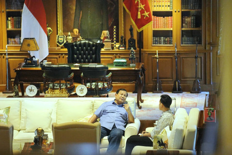 Presiden terpilih periode 2024-2029 Prabowo Subianto bersama Wakil Presiden terpilih GIbran Rakabuming Raka, bertemu di Padepokan Garudayaksa, Sabtu (8/6/2024). Foto: Instagram/@prabowo