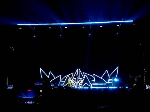 Konser Alan Walker di Jakarta. Foto: Giovanni/kumparan