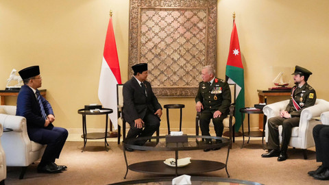 Menteri Pertahanan RI sekaligus presiden terpilih periode 2024-2029 Prabowo Subianto melakukan pertemuan dengan Raja Yordania Abdullah II bin Al-Hussein, di Amman, Yordania, Senin (10/6). Foto: Tim Prabowo
