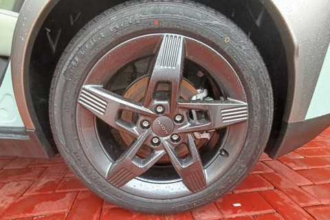 Spesifikasi GAC Aion Y Plus. Foto: Fitra Andrianto/kumparan