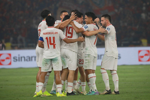 Selebrasi pemain Timnas Indonesia usai mencetak gol ke gawang Timnas Filipina pada pertandingan lanjutan Grup F ronde kedua Kualifikasi Piala Dunia 2026 Zona Asia di Stadion Utama Gelora Bung Karno, Jakarta, Selasa (11/6/2024). Foto: Aditia Noviansyah/kumparan