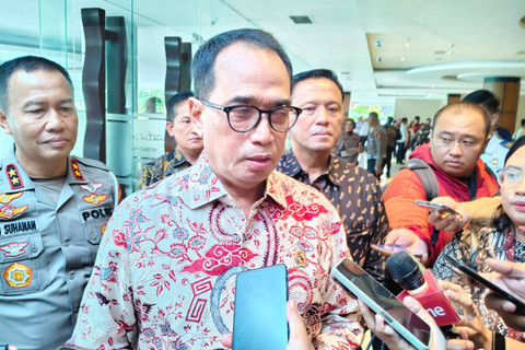 Menhub Budi Karya Sumadi di Rakernis Fungsi Lantas Tahun 2024 di Alana Hotel, Kabupaten Sleman, Rabu (12/6/2024). Foto: Arfiansyah Panji Purnandaru/kumparan