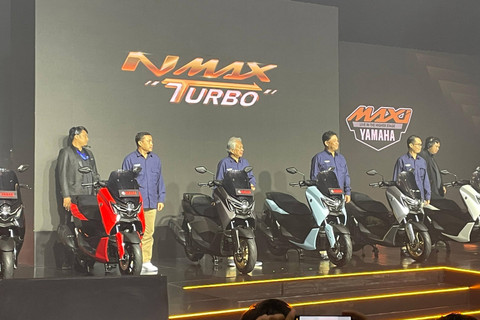 PT Yamaha Indonesi Motor Manufacturing (YIMM) meluncurkan motor skutik baru New Yamaha NMax 2024 di Jakarta (12/6/2024).  Foto: Sena Pratama/kumparan