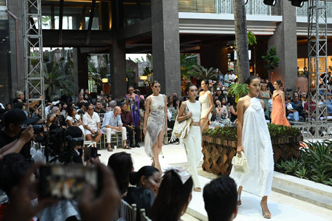 Bali Fashion Parade ke-3 digelar di TS Suites Seminyak Bali. Foto: TS Suites Seminyak Bali