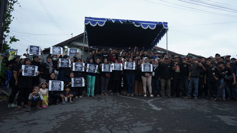 Warga Jagalan dan Mrican berdemo menolak keberadaan TPST Karangmiri, Rabu (12/6). Foto: Iqbal/Pandangan Jogja