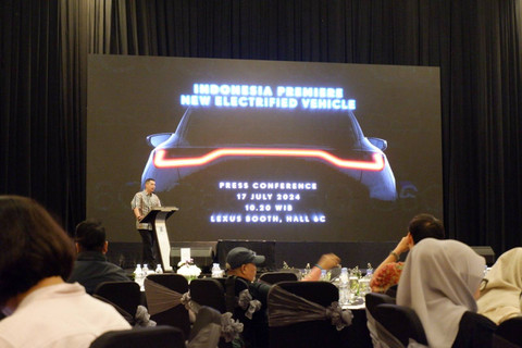 Bocoran mobil baru Lexus di pameran GIIAS 2024.  Foto: Aditya Pratama Niagara/kumparan