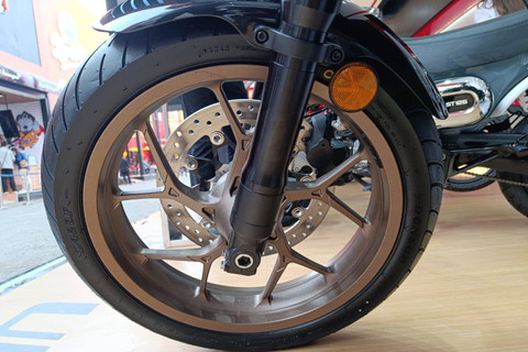 Honda New Rebel 1.100 CC yang di pamerkan Pekan Raya Jakarta (PRJ) atau Jakarta Fair 2024 di JIExpo Kemayoran. Foto: Fitra Andrianto/kumparan