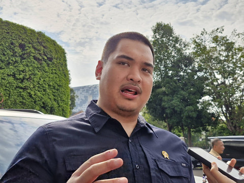 Menpora Dito Ariotedjo usai ratas persiapan PON. Foto: Nadia Riso/kumparan