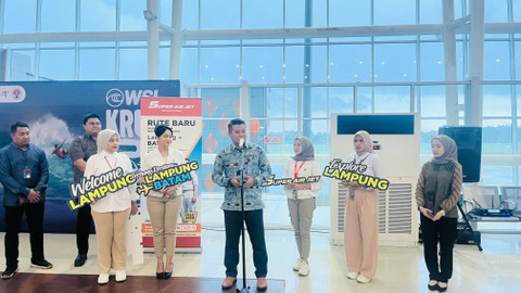 Pembukaan Rute Lampung - Batam (PP) oleh Executive General Manager Bandara Radin Inten II Lampung Khaerul Assidiqi | Foto : Dok. Humas Bandara